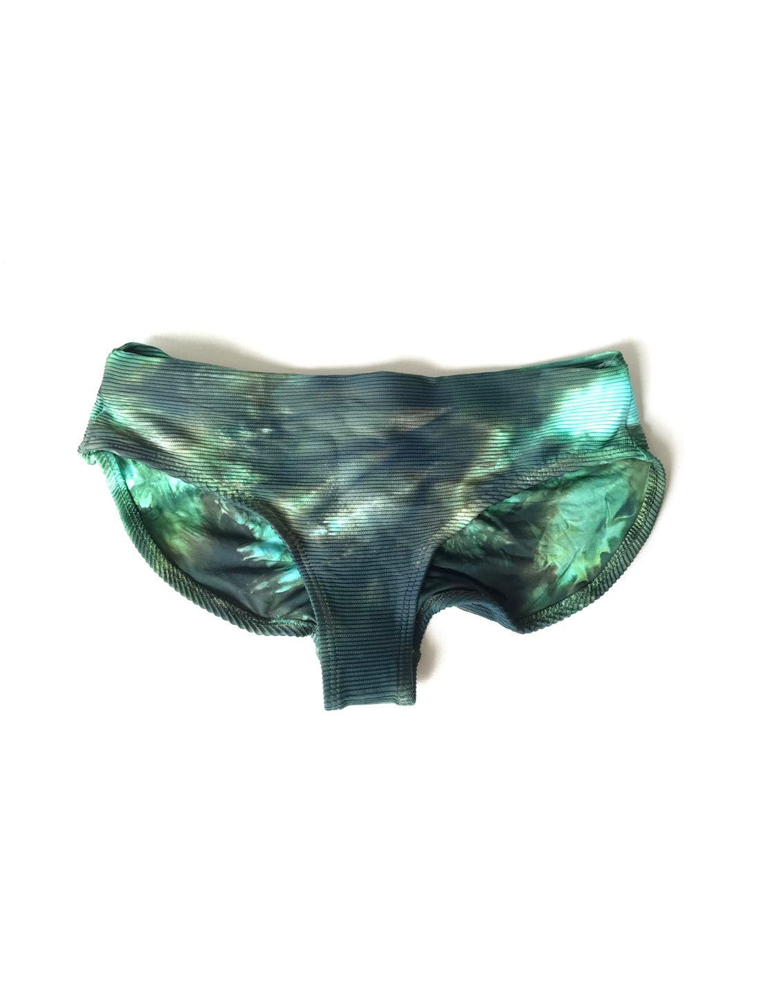 Bottom Spotted Emerald Blue