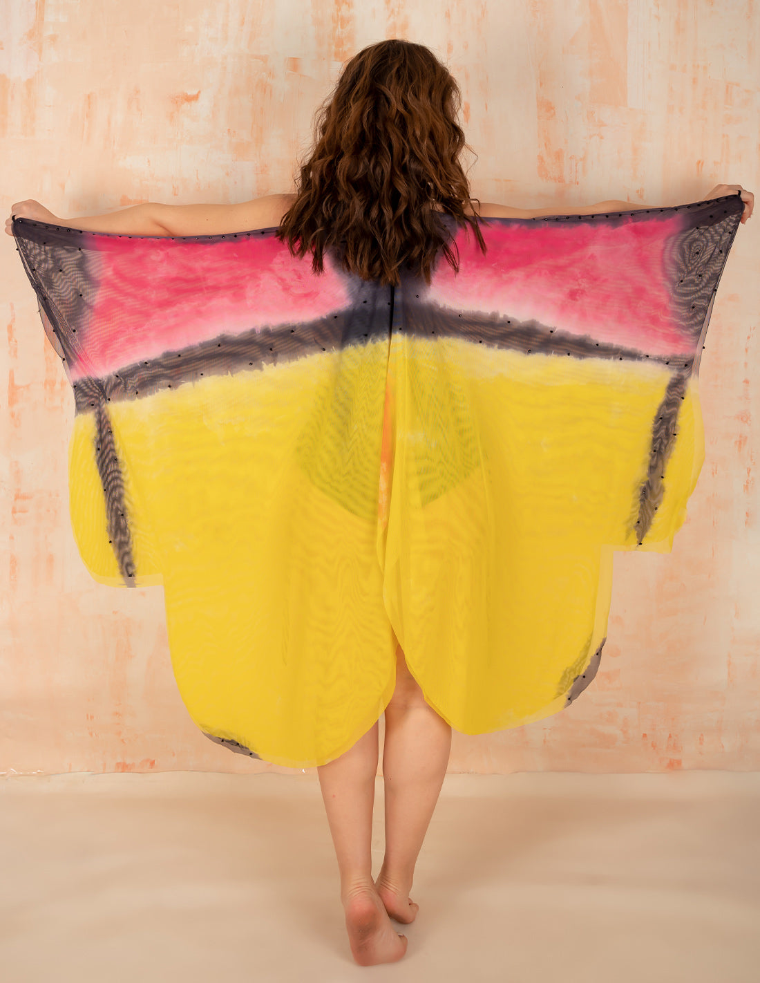 Let'S Fly Cape Batesia. Hand-Dyed Cape In Batesia. Entreaguas