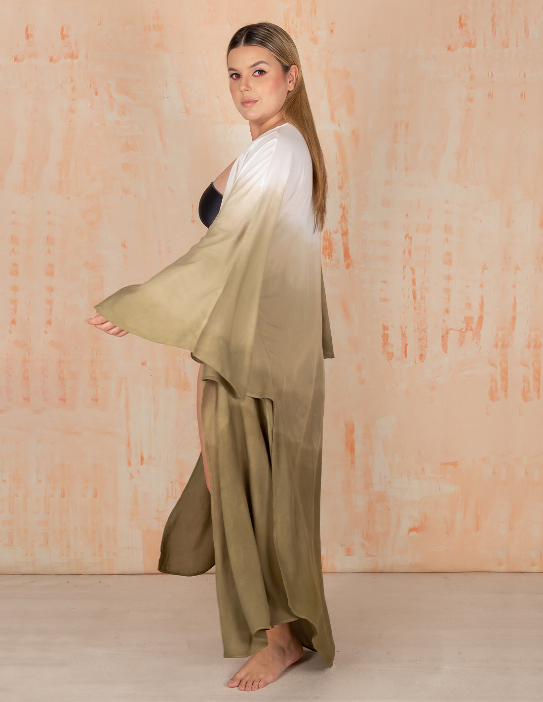 Spirit Kaftan Faded Green. Hand-Dyed Kaftan In Faded Green. Entreaguas