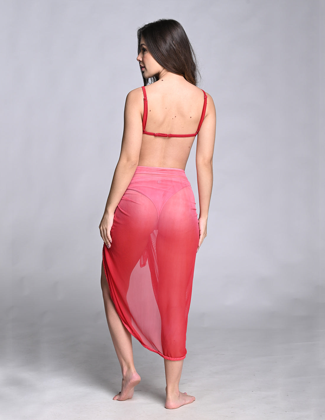 Calm Lee Beach Wrap Faded Blushfire. Hand-Dyed Beach Wrap Cover-Up With Hand Woven Macramé In Faded Blushfire