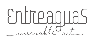 Entreaguas Wearable Art logo