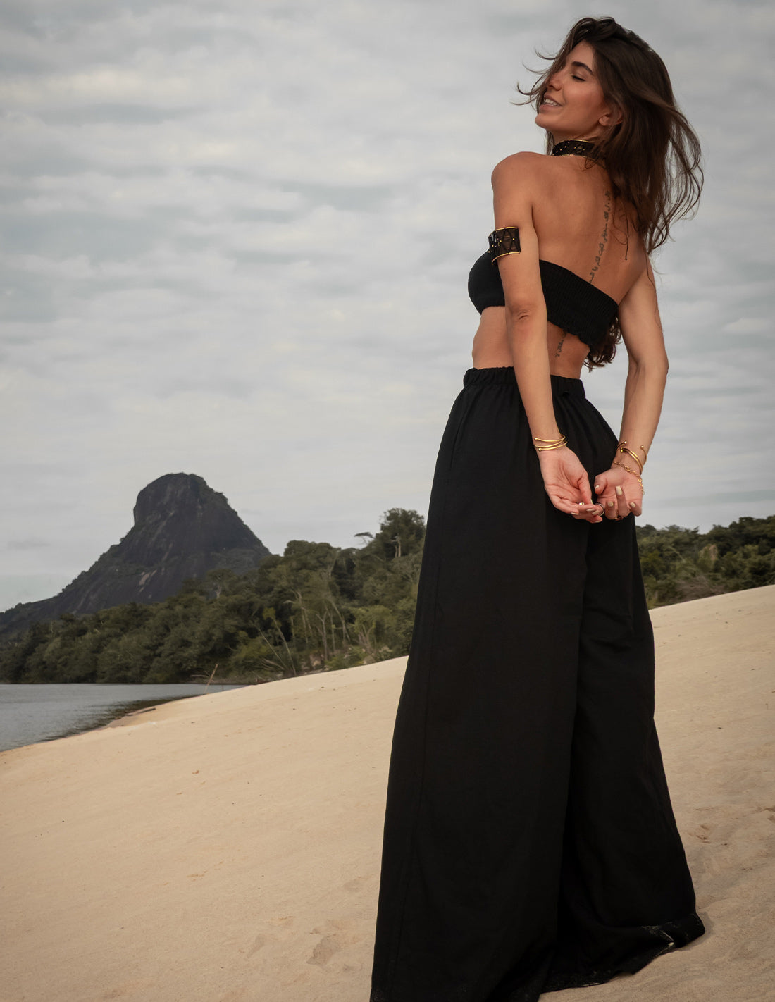 Peak Top Black
