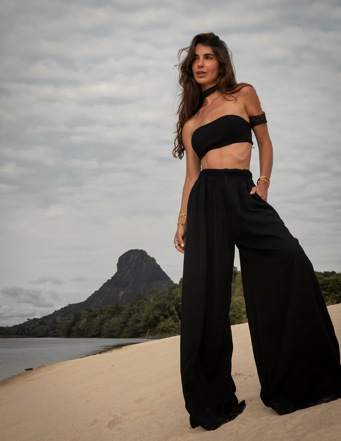 Peak Top Black
