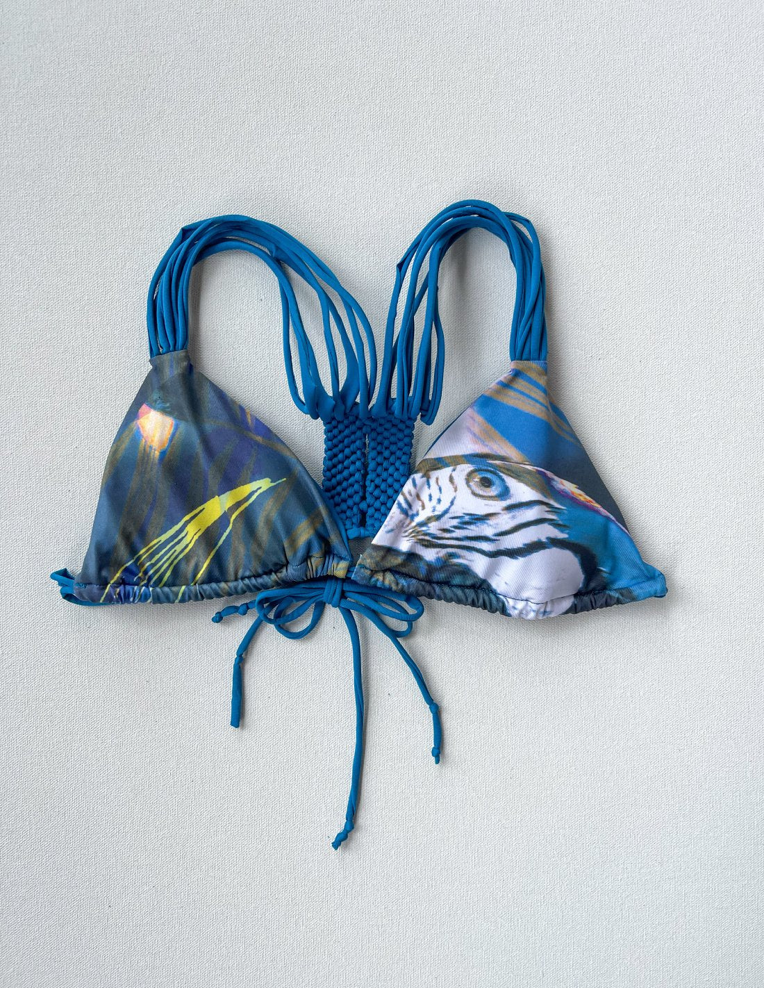 3 Top Blue Parrot. Bikini Top In Blue Parrot. Entreaguas