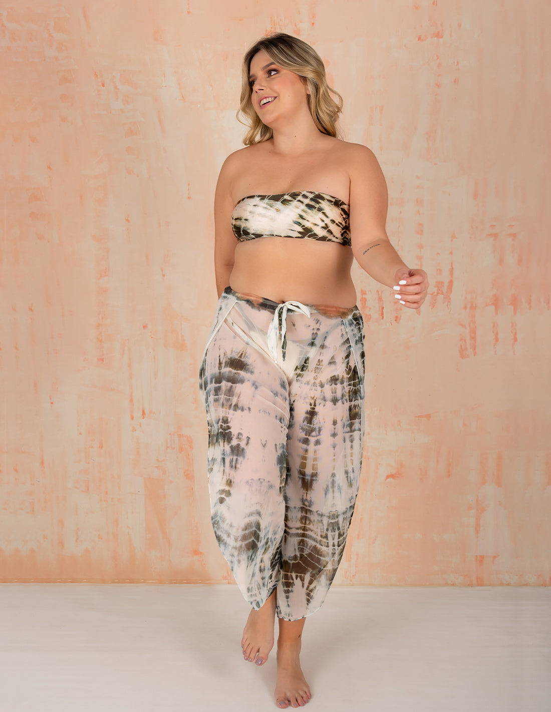 Dew Pants Dark Green + Pistacho + Ivory. Hand-Dyed Pants In Dark Green + Pistacho + Ivory. Entreaguas