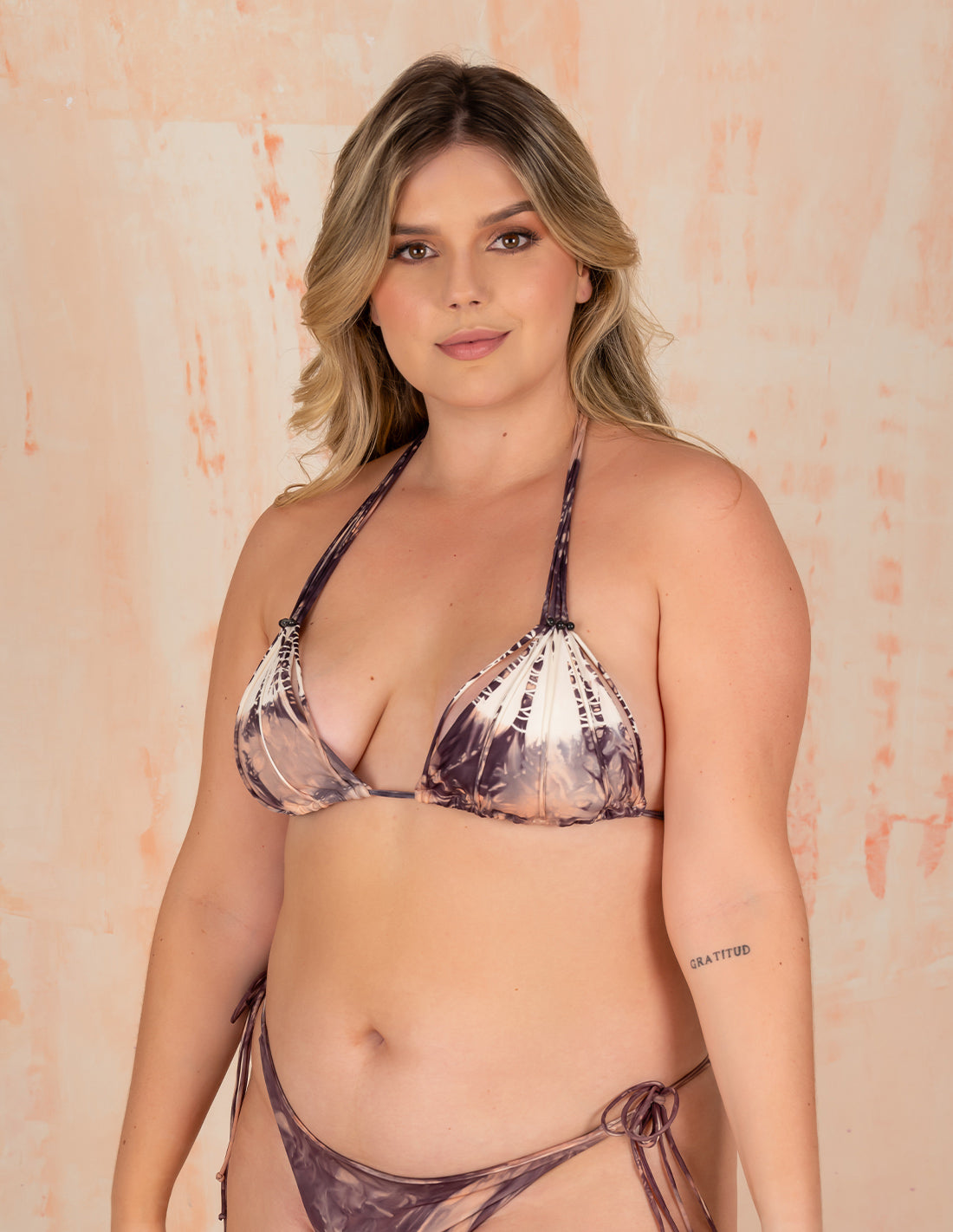 Water Top Salmon + Black. Hand-Dyed Bikini Top In Salmon + Black. Entreaguas