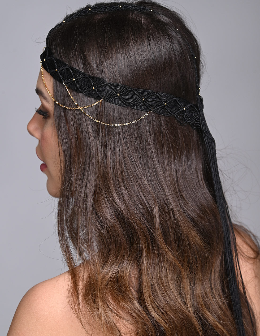 Reina Tiara Black