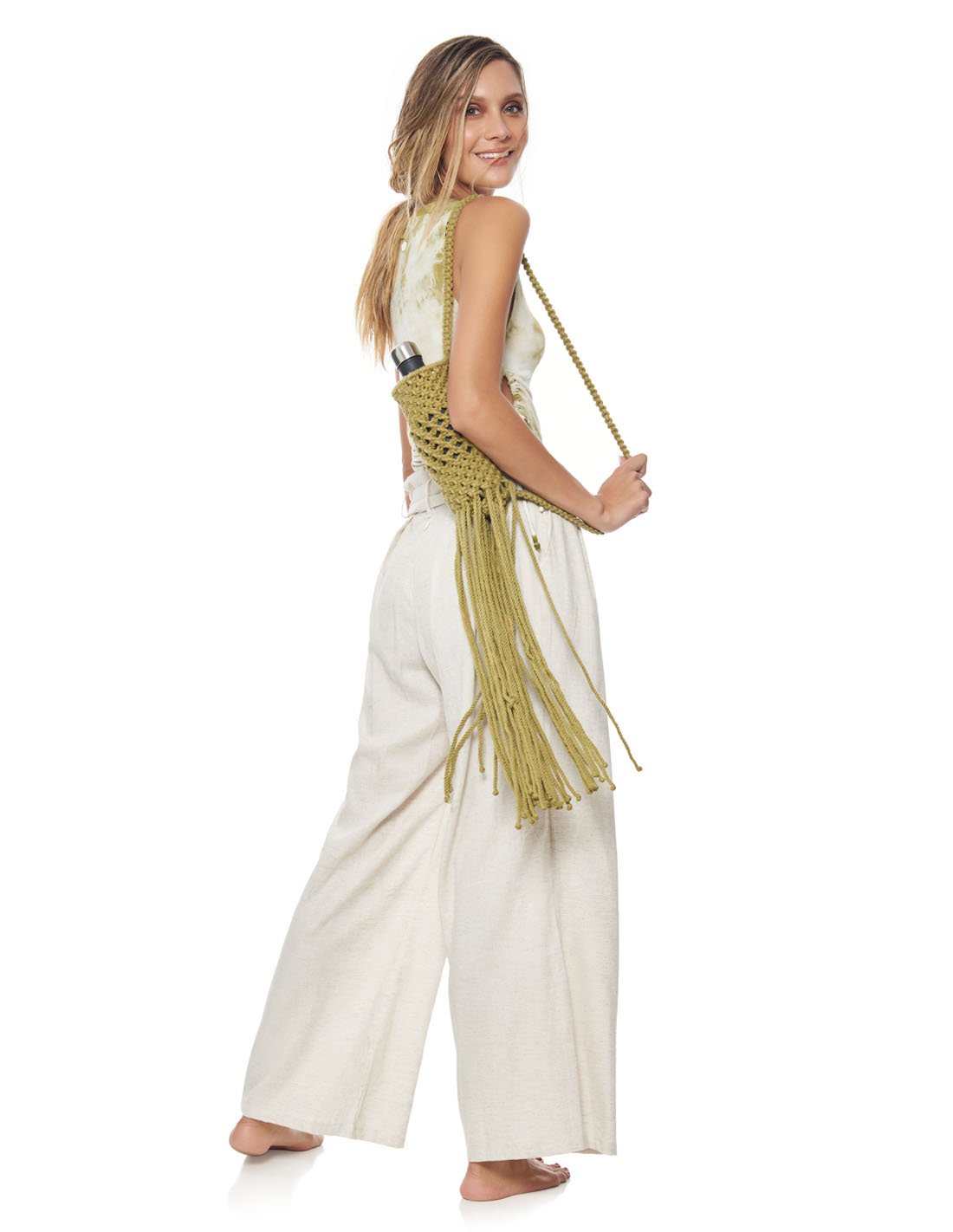 Aqua Thermos Cover Acacia. Thermos Cover With Hand Woven Macramé In Acacia. Entreaguas