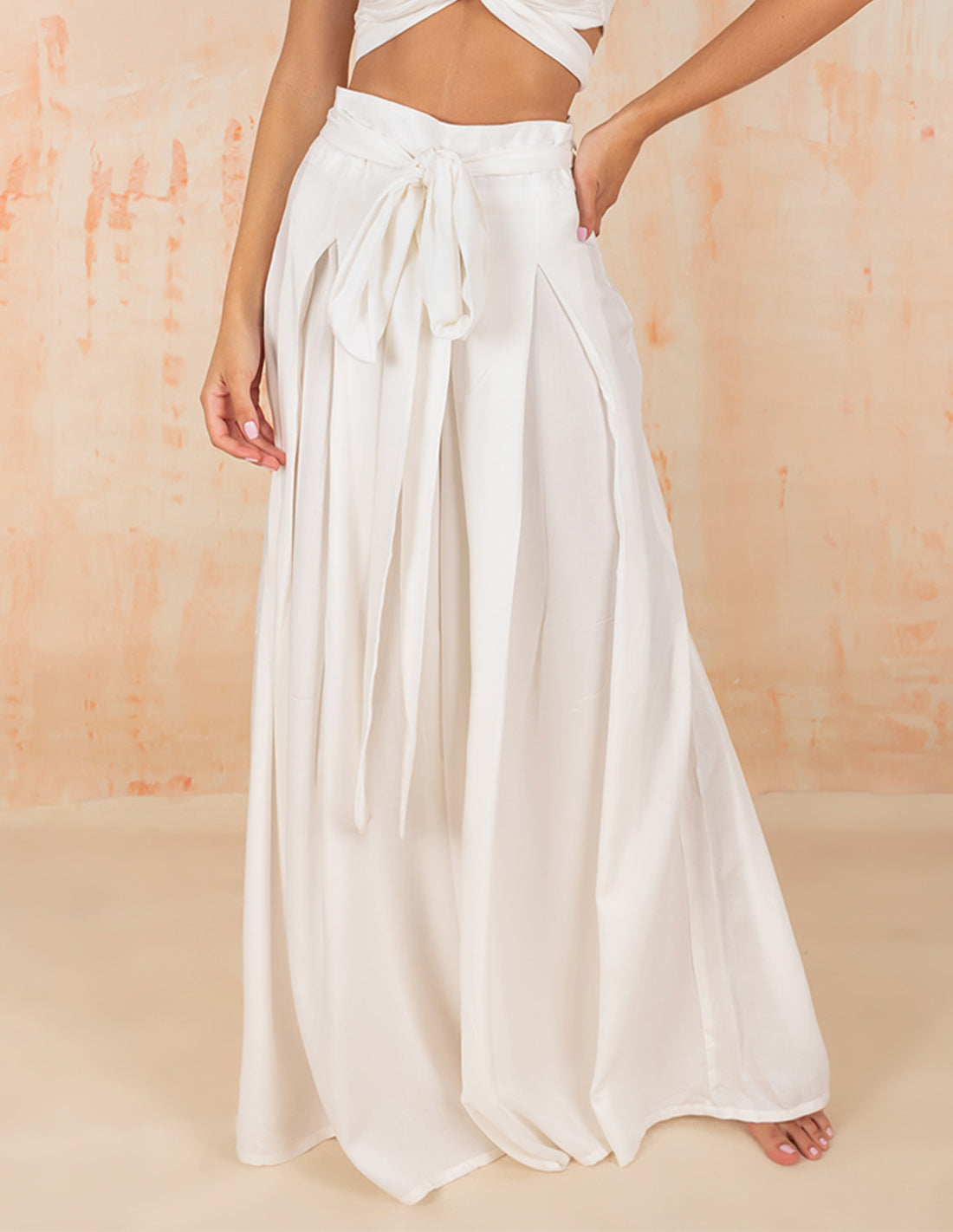 Sunshine Pant Ivory. Beach Pant In Ivory. Entreaguas