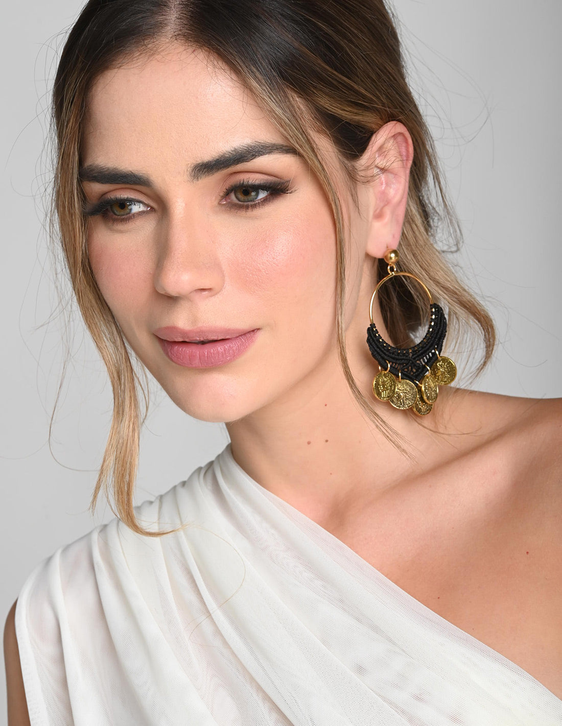 Asha Earring Black. Earring In Black