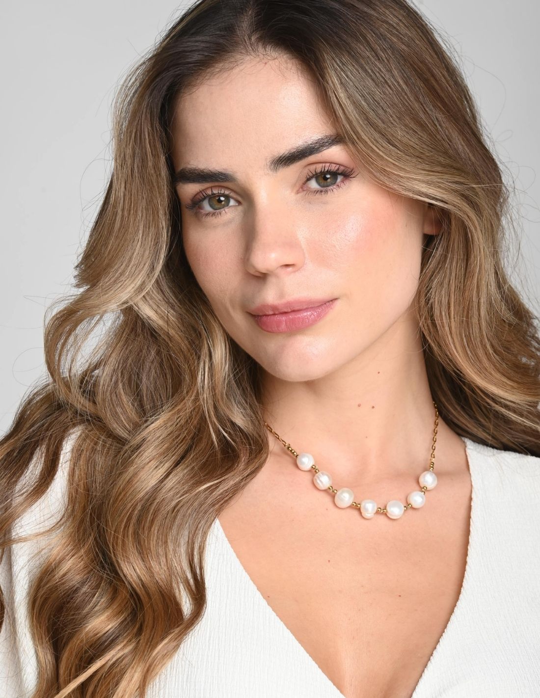 Narella Necklace Pearl + Ivory. Necklace In Pearl + Ivory
