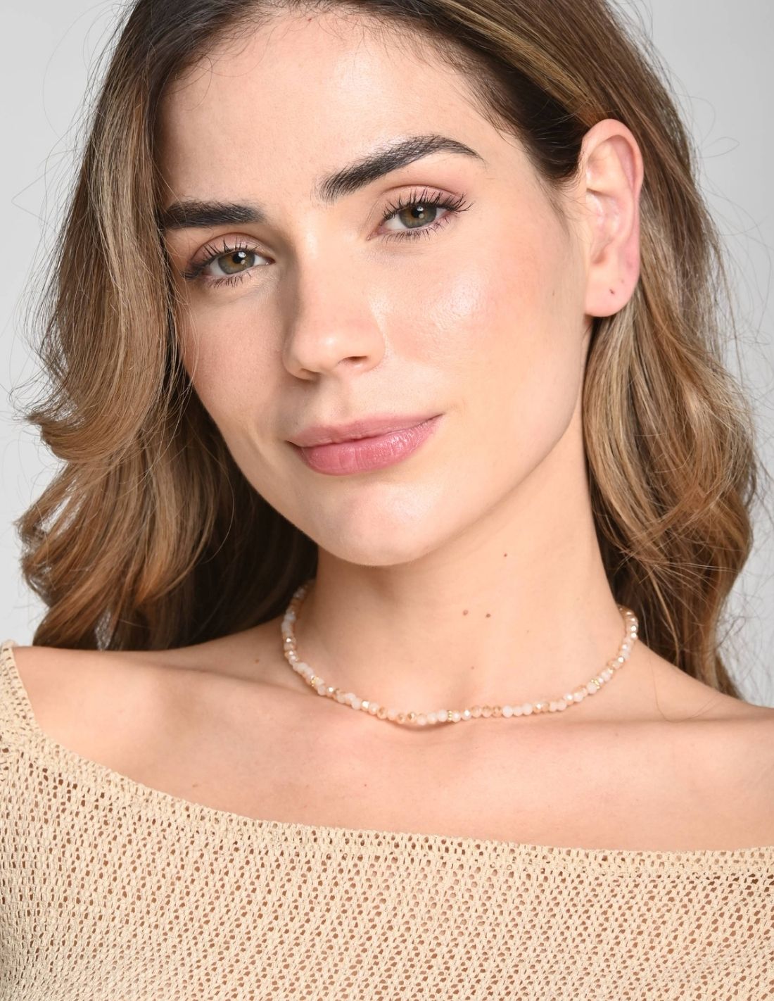 Kiran Choker Beige. Choker In Beige