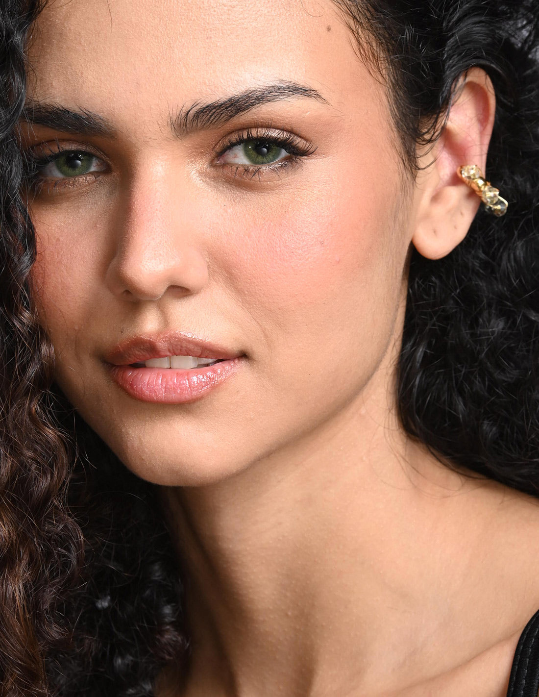 Coil Murano Ear Cuff Ochre Tornasol. Ear Cuff In Ochre Tornasol