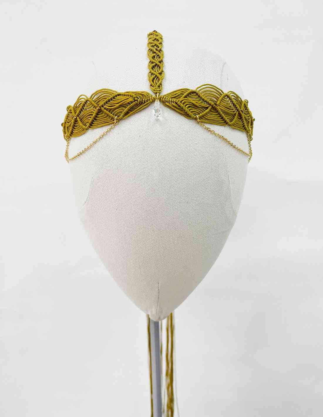 Reina Tiara Golden. Tiara In Golden