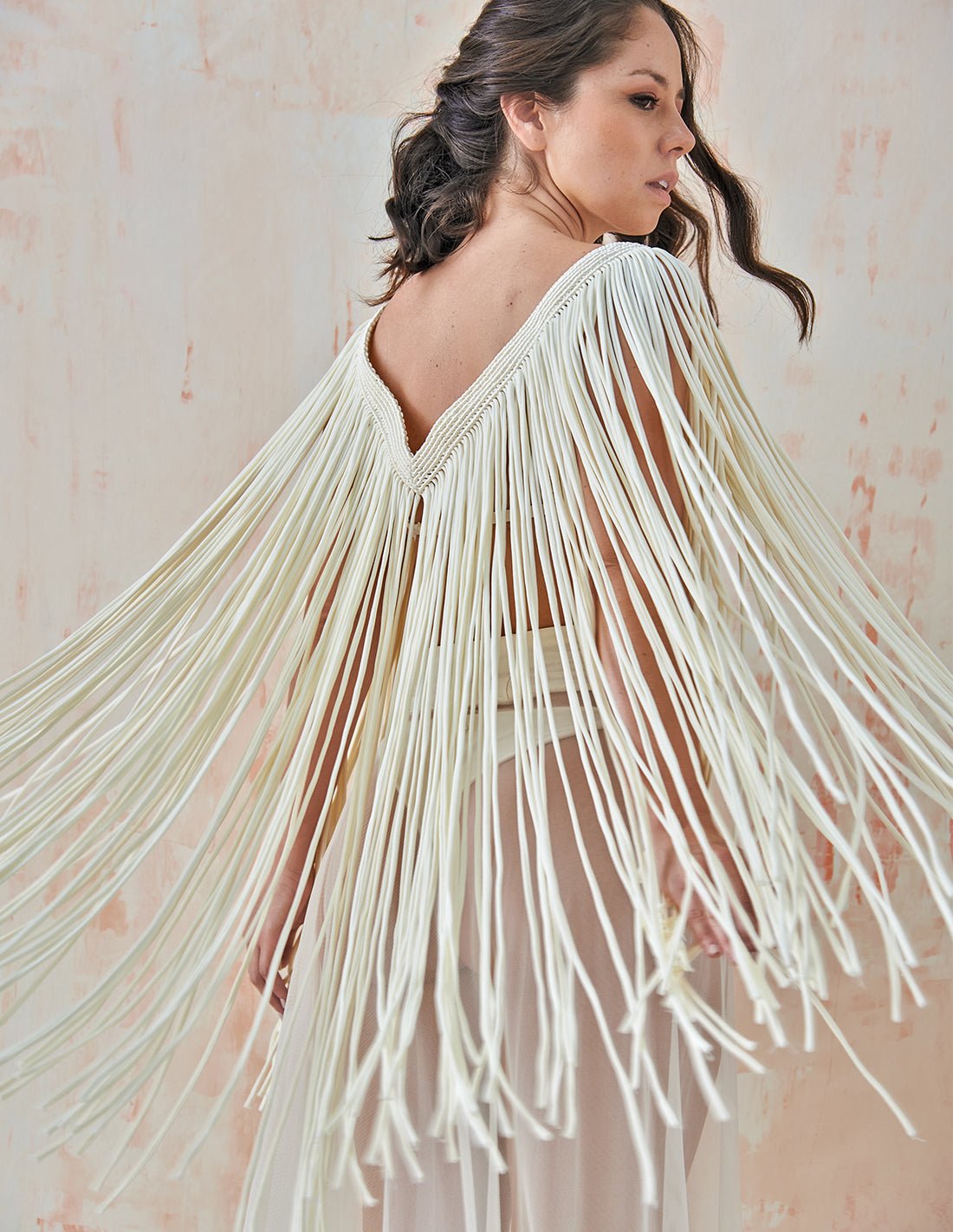 Ceniza Cape Ivory - Cape - Entreaguas Wearable Art