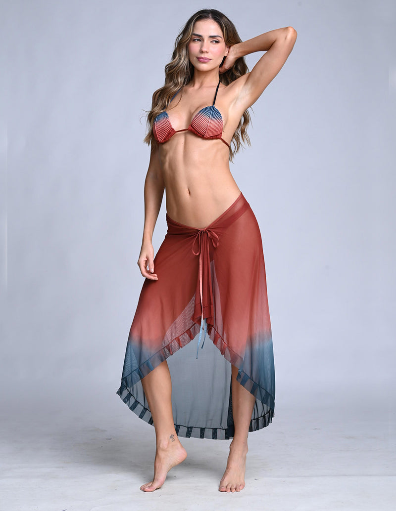 Outfit: Top Shells, Botttom Orbit & Beach Wrap Calm Orion Blue + Burlwood