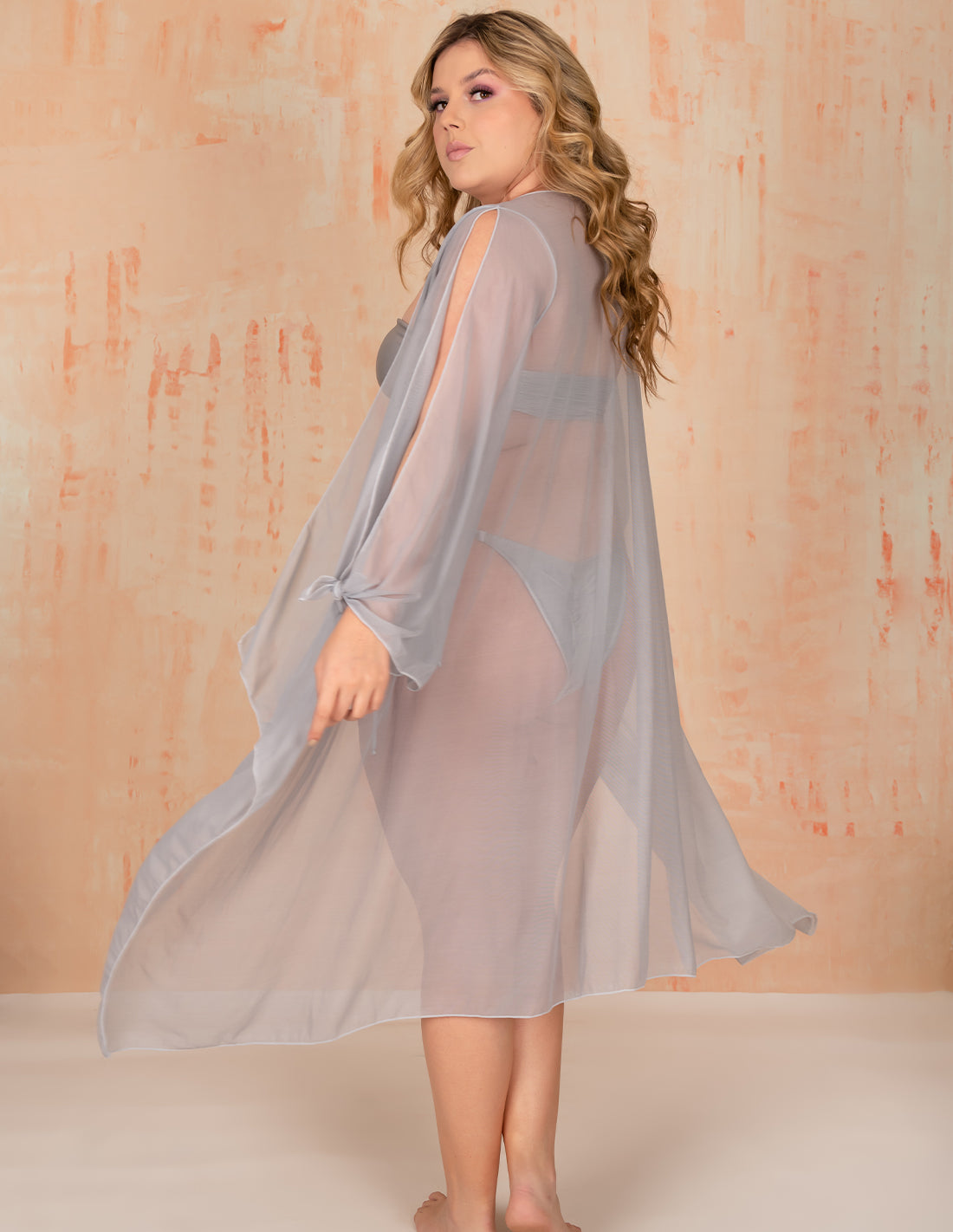 Wind Kaftan Silver. Hand-Dyed Beach Kaftan In Silver. Entreaguas