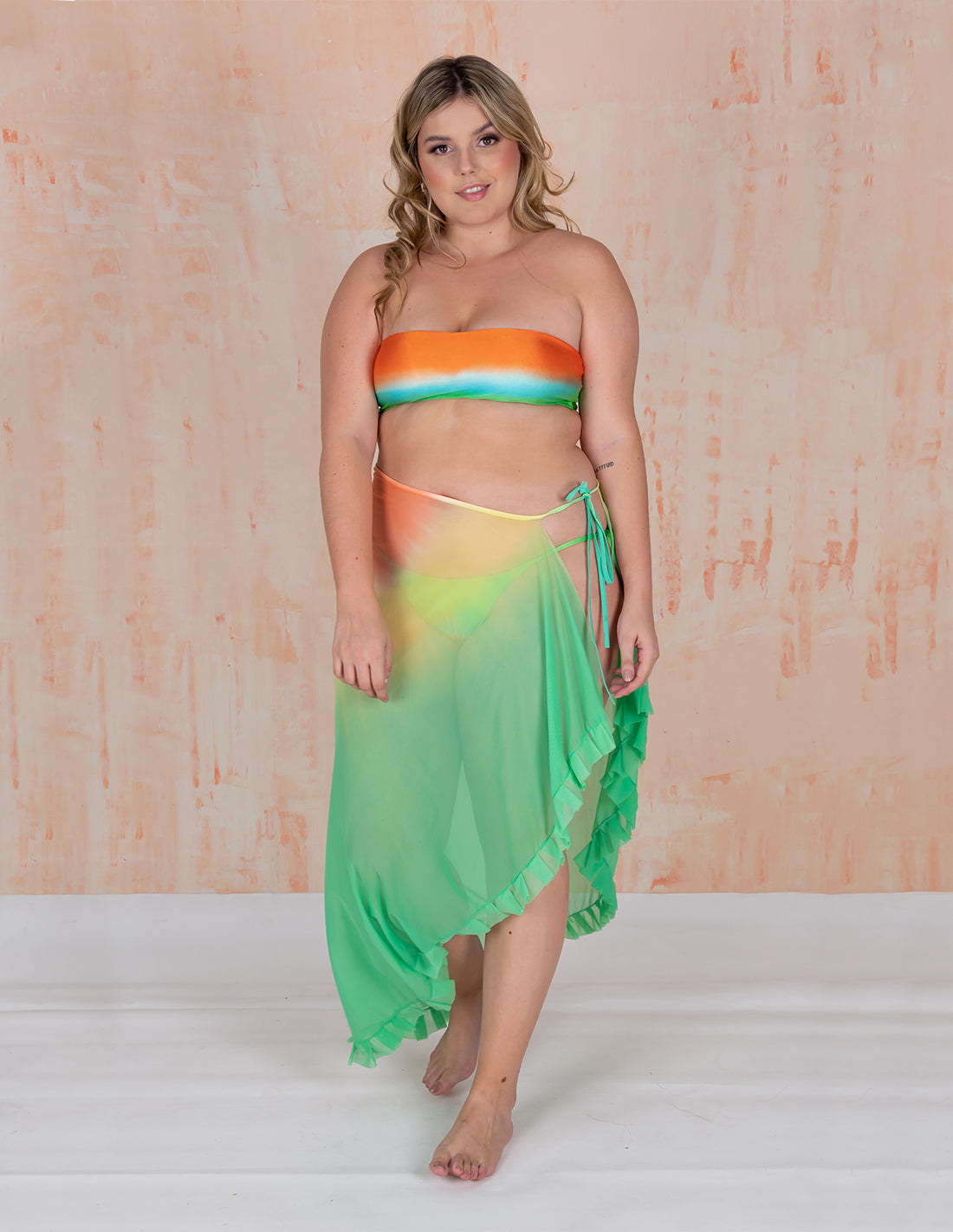 Calm Beach Wrap Yellow + Green. Hand-Dyed Beach Wrap Cover-Up In Yellow + Green. Entreaguas