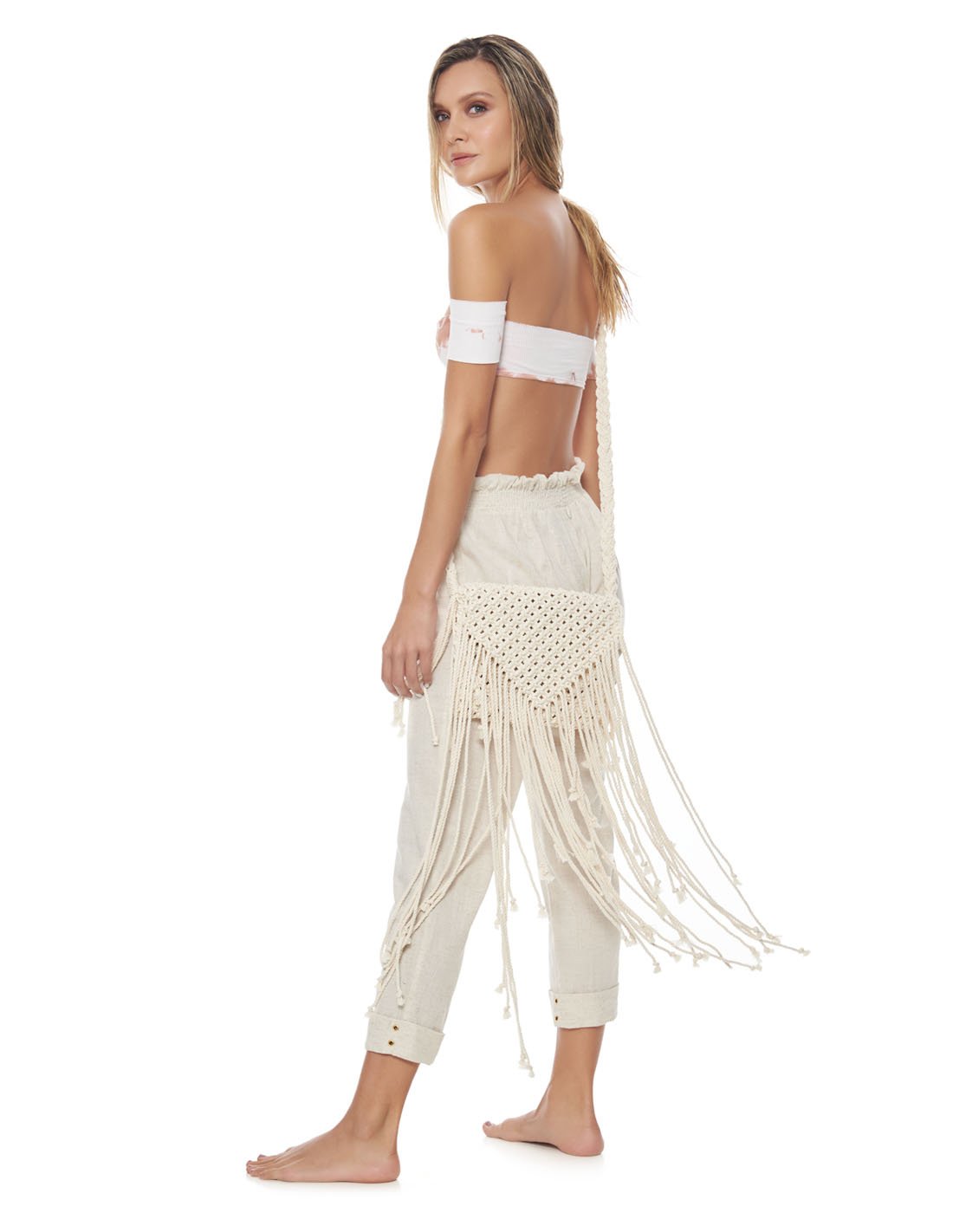 Masai Woven Bag Ivory. Woven Bag With Hand Woven Macramé In Ivory. Entreaguas