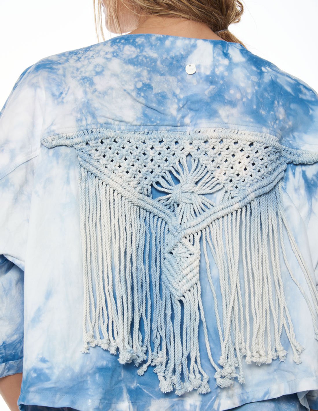 Gumbe Jacket Sky Ivory. Hand-Dyed Jacket With Hand Woven Macramé In Sky Ivory. Entreaguas