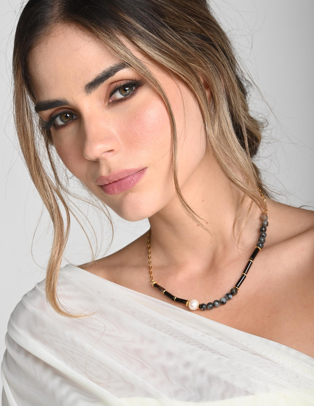 Lalita Necklace Agata + Black. Necklace In Agata + Black