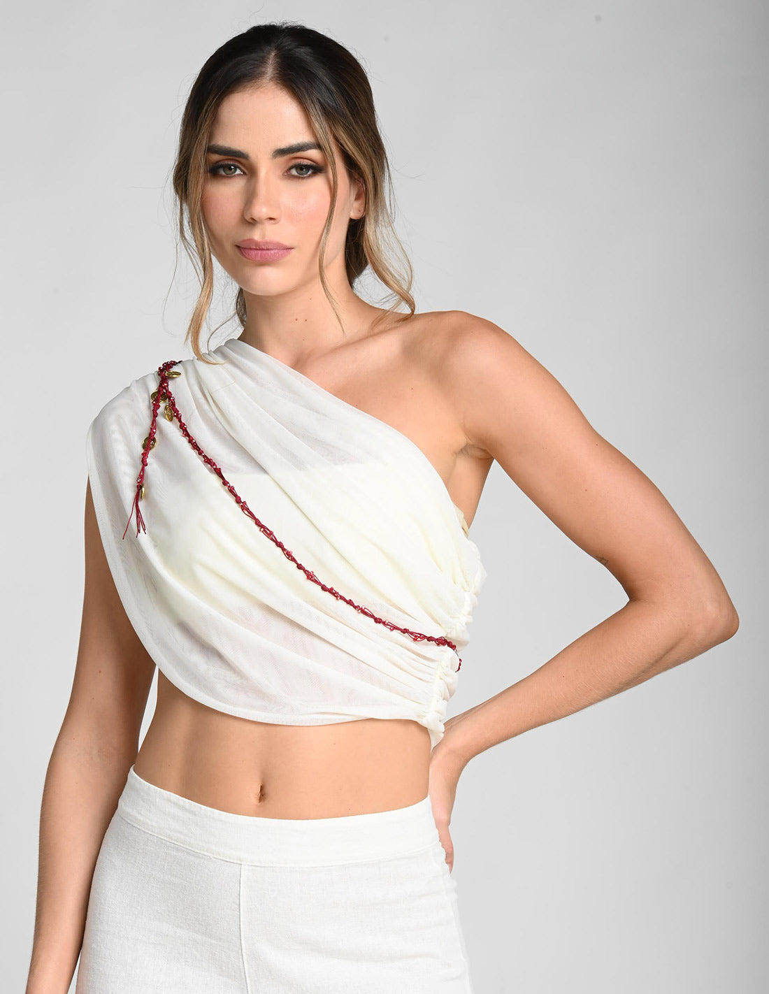 Inari Necklace Red Wine. Necklace In Red Wine