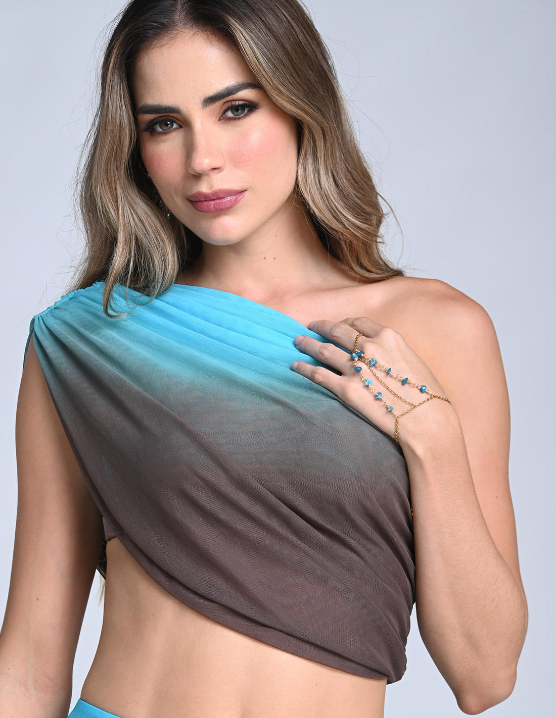 Indira Handle Apatita + Turquoise. Handle In Apatita + Turquoise