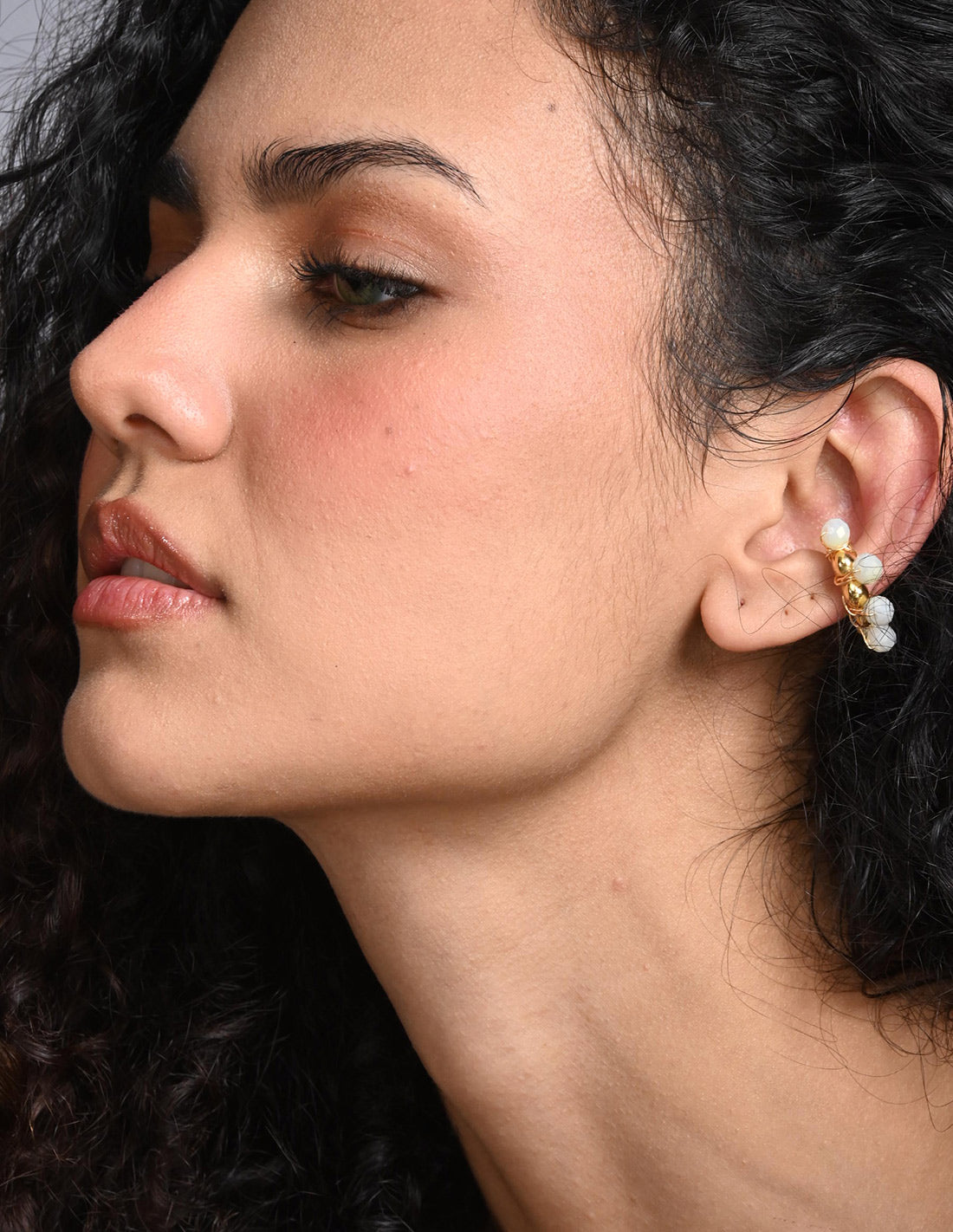 Coil Murano Ear Cuff Ivory. Ear Cuff In Ivory