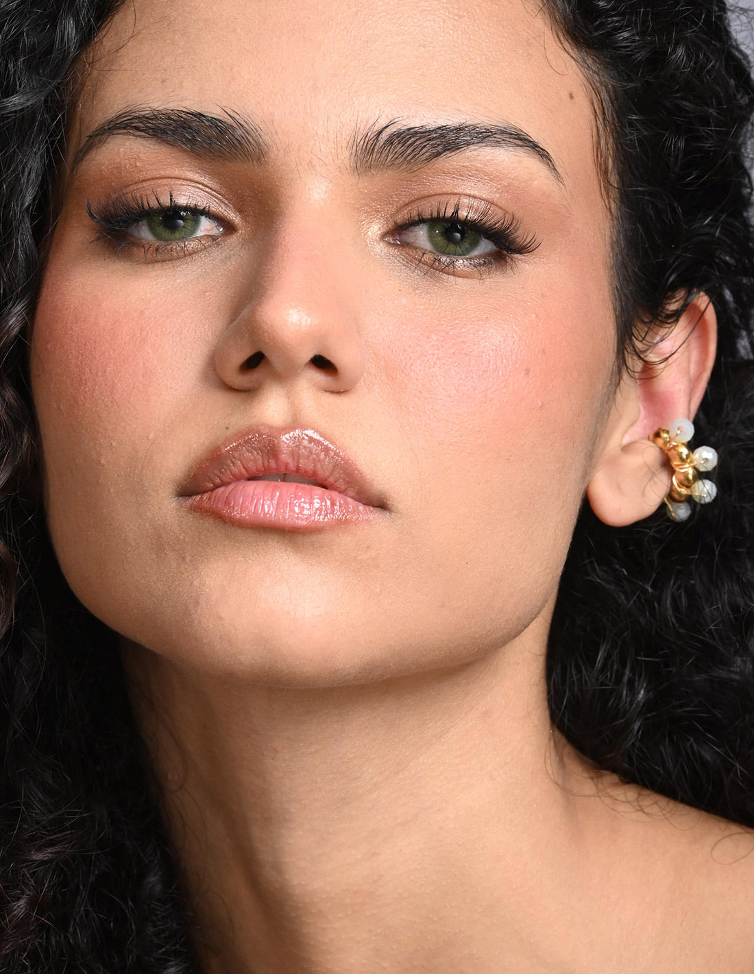 Coil Murano Ear Cuff Ivory. Ear Cuff In Ivory