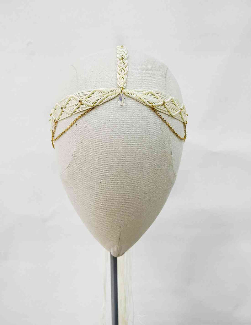 Reina Tiara Ivory. Tiara In Ivory
