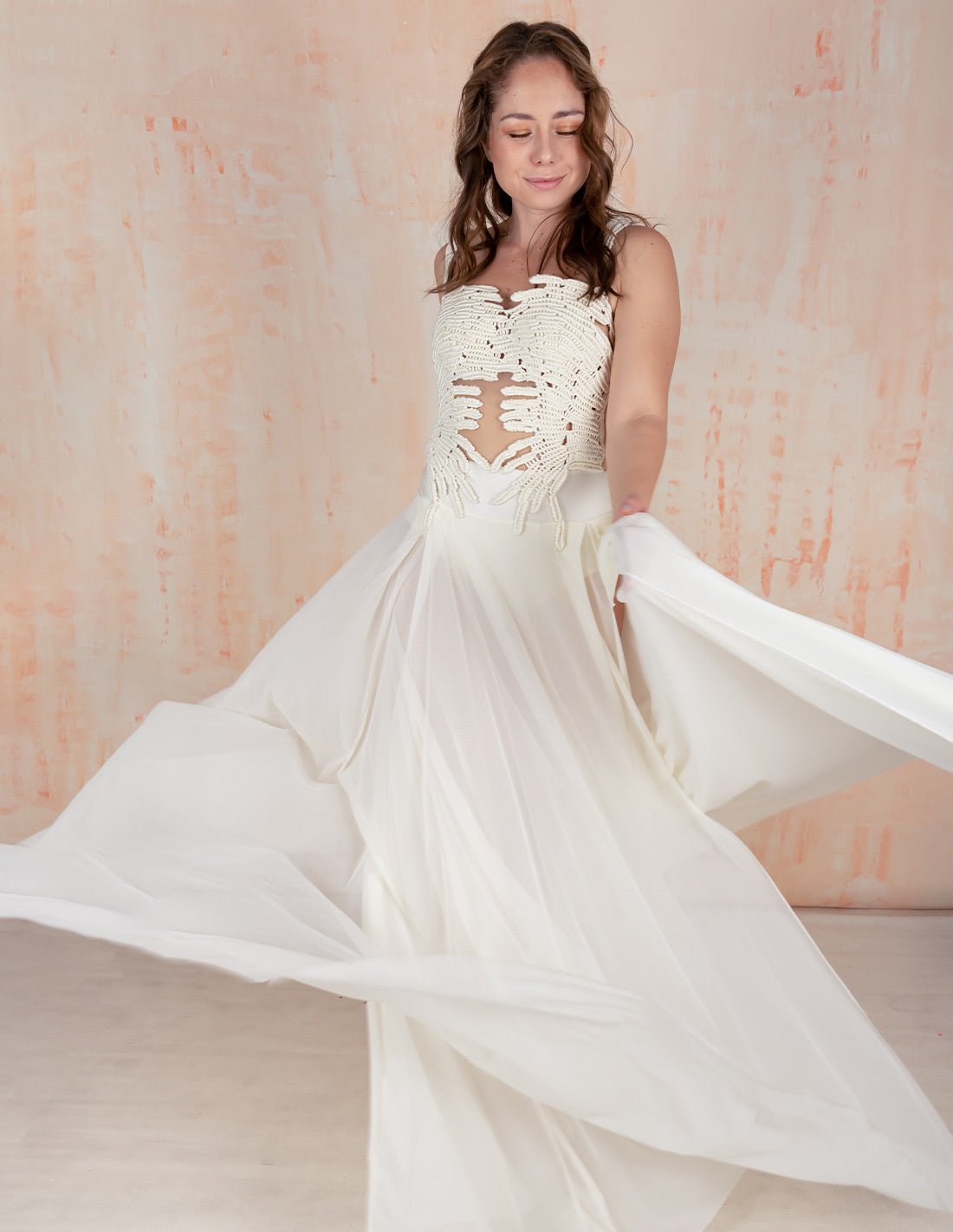 Divine Dress Ivory. Dress With Hand Woven Macramé In Ivory. Entreaguas