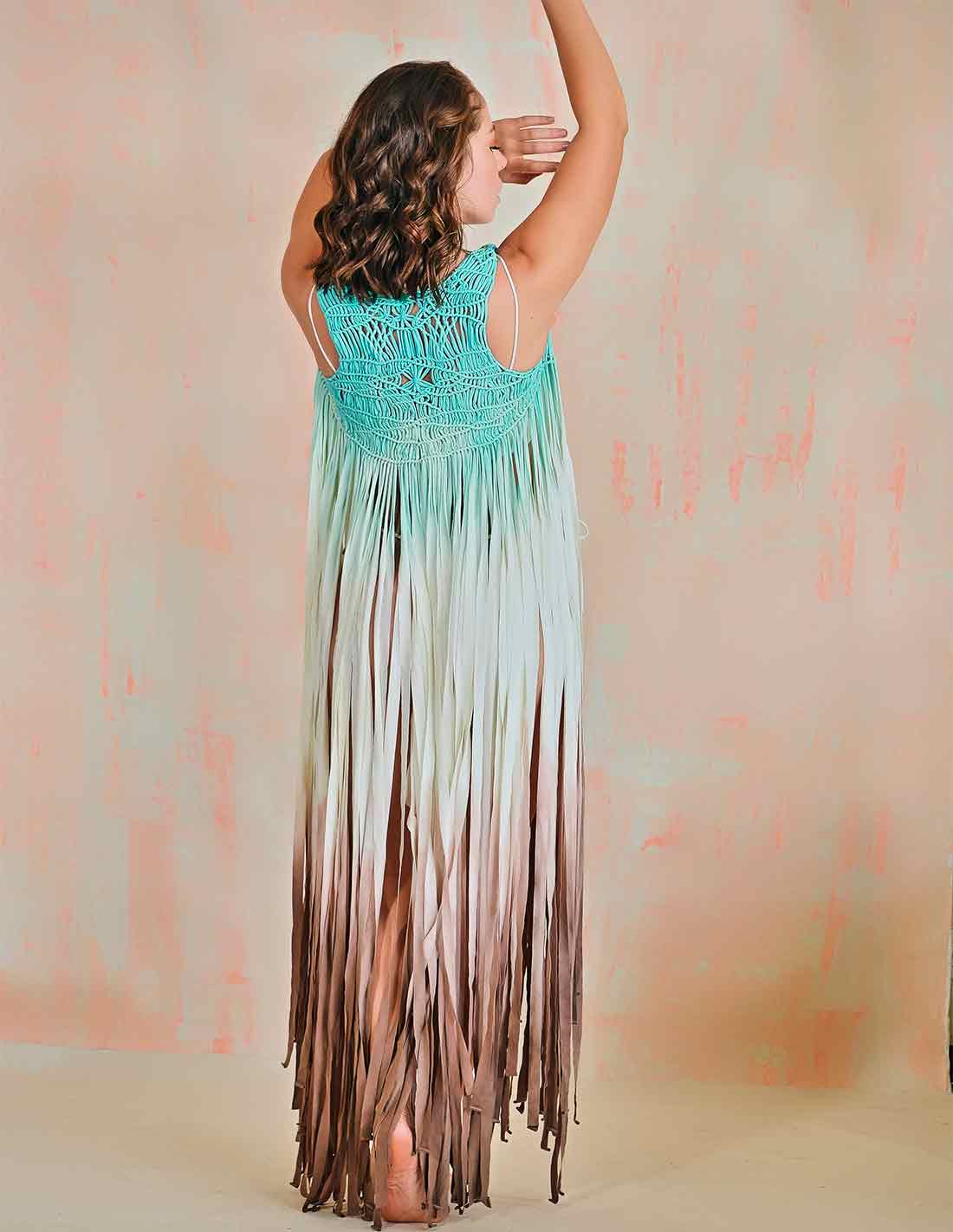 Element Vest Avaroa. Hand-Dyed Beach Vest With Hand Woven Macramé In Avaroa. Entreaguas