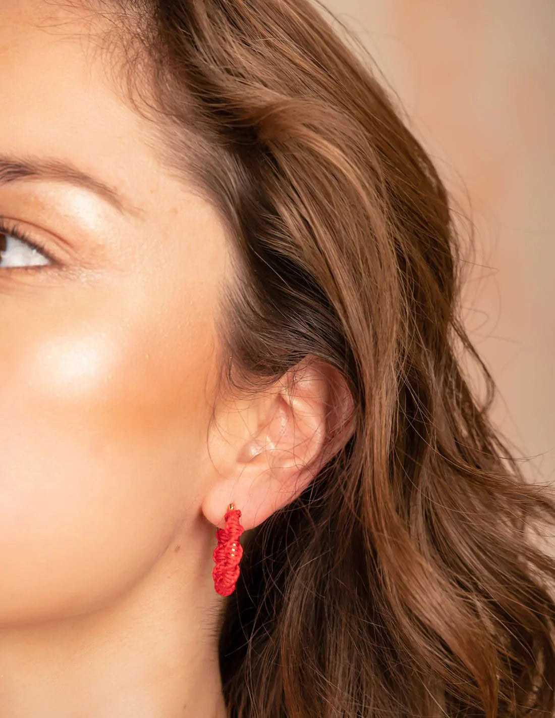 Espiral Earring Coral. Earring In Coral. Entreaguas