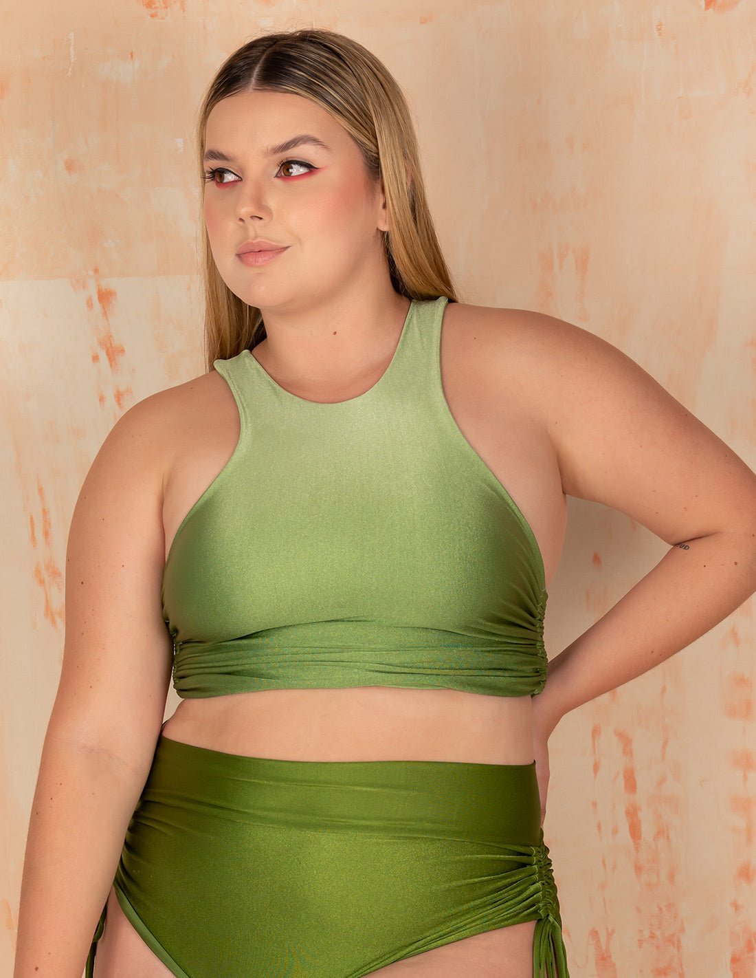 Island Crop Top Faded Green Grass - Crop Top - Entreaguas Wearable Art