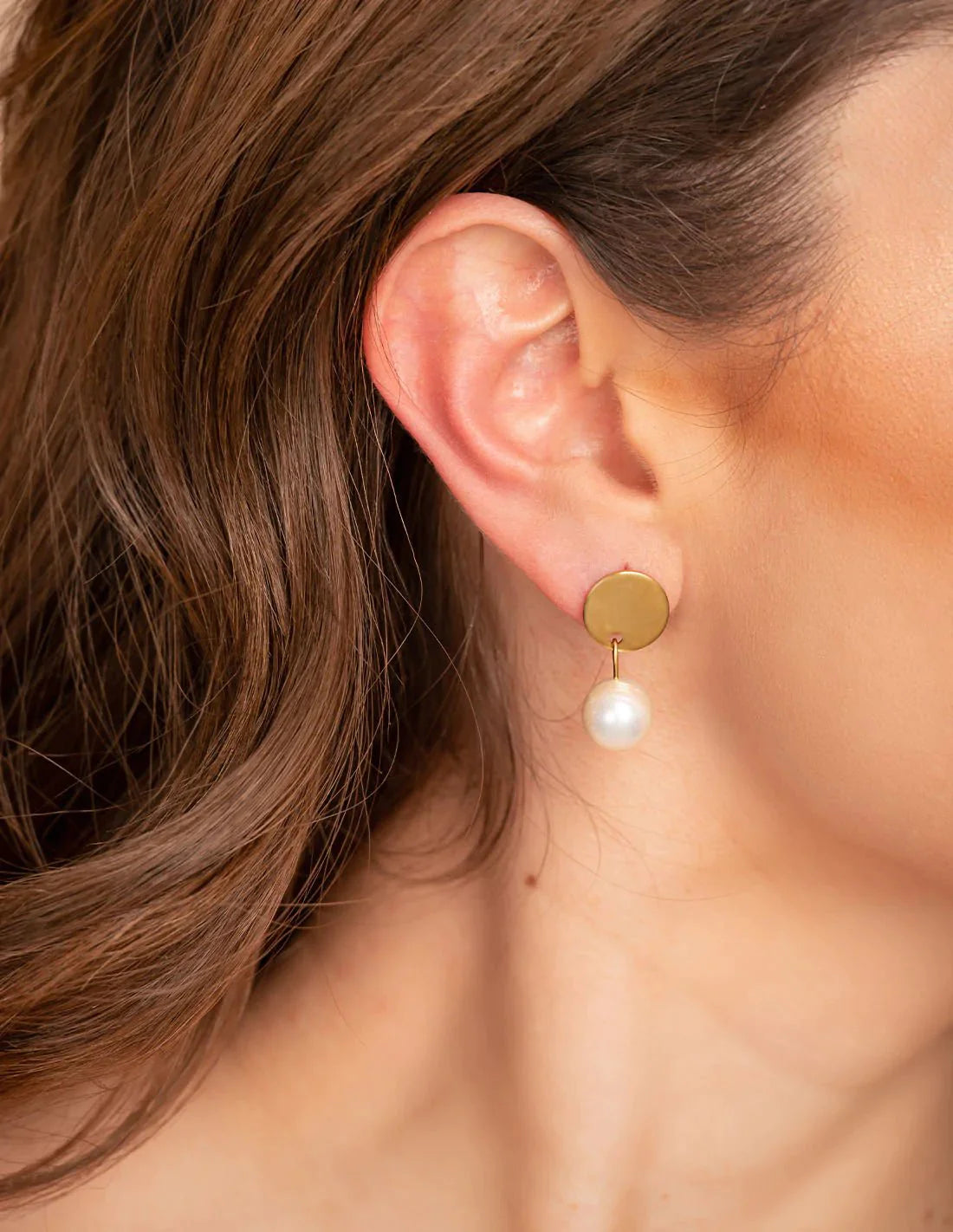 Rosa Earring Golden Pearl - Earring - Entreaguas Wearable Art
